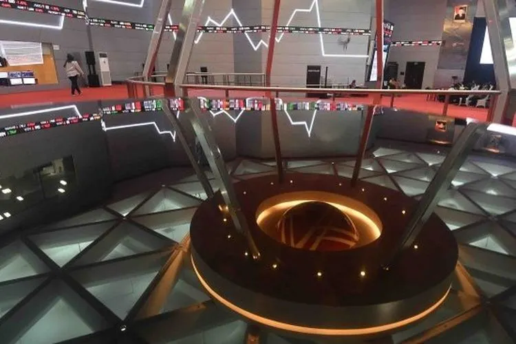 Pergerakan Indeks Harga Saham Gabungan (IHSG) di Bursa Efek Indonesia, Jakarta. Foto: Suara.com