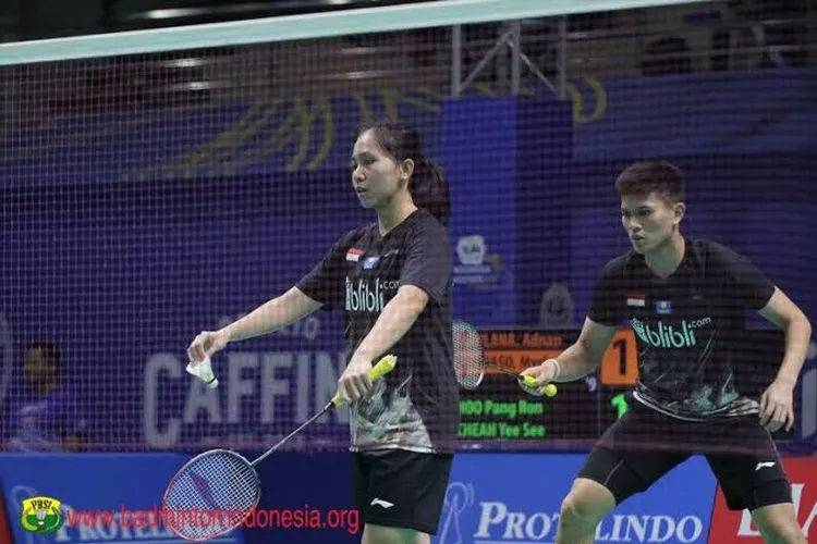 Adnan Maulana (belakang) / Mychelle Crhystine Bandaso (depan)/PBSI