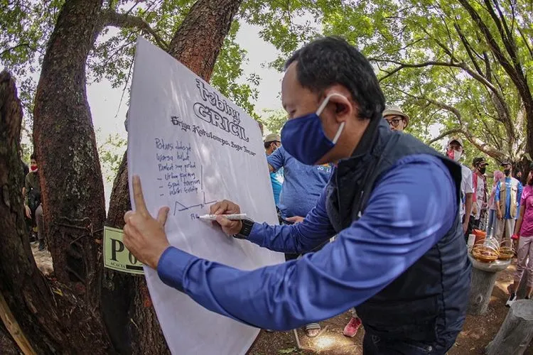 Wali Kota Bogor Bima Arya saat memberikan pesan dan kesan di wisata alam Katalumpa/ dok