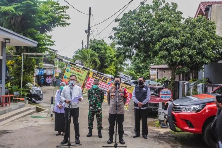 Pemerintah Kota Bogor bersama unsur Forkopimda sepakat akan menerapkan kebijakan ganjil-genap setiap akhir pekan bagi kendaraan roda dua maupun roda empat (Pemkot Bogor)