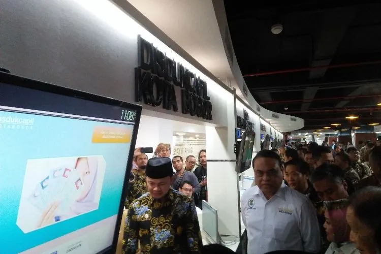 Menpan-RB Resmikan Mal Pelayanan Publik ke-17 Indonesia di Bogor. (ayobogor.com)