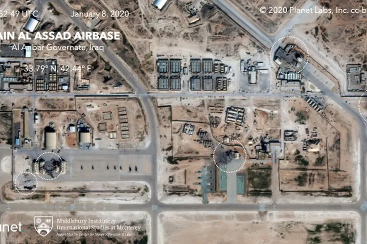 Citra satelit ini dilaporkan menunjukkan kerusakan pada pangkalan udara Ain al-Asad AS di Irak barat. (AP)