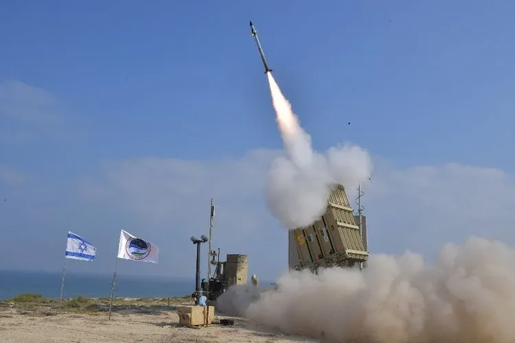 Ilustrasi peluncuran rudal dari pangkalan udara Palmachim di pusat Israel/The Times of Israel/Israel Defense Ministry