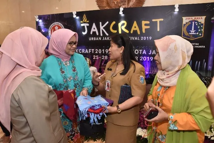 Pameran JakCraft 2019 digelar selama 25-28 November 2019 di Gedung Balai Kota (Dekranasda DKI)