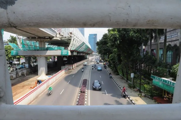 Peniadaan ganjil genap Jakarta pada Senin 16/3/2020. Suara.com: Alfian Winanto