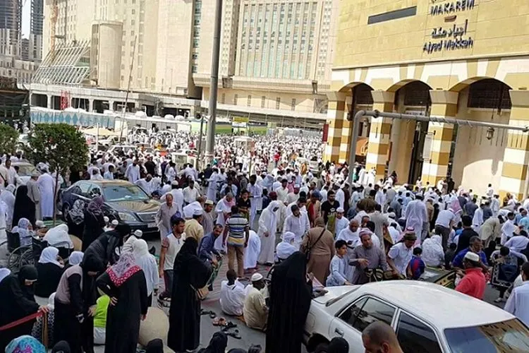 Ilustrasi jamaah umrah