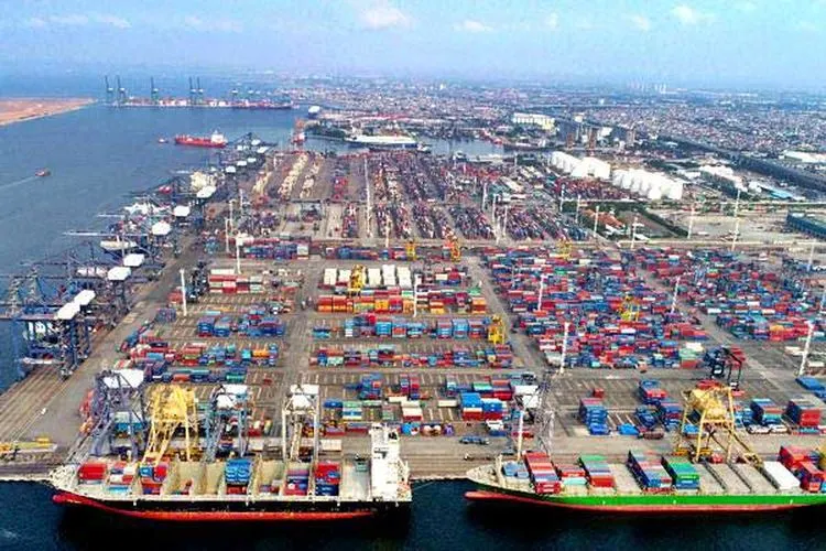 Jakarta International Container Terminal (JICT) Tanjung Priok, Jakarta Utara. (Bisnis.com/Abdullah Azzam)