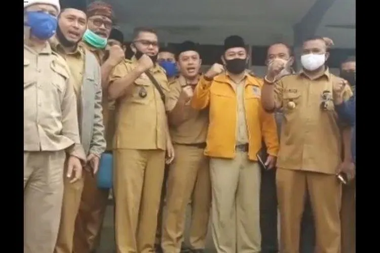 Kepala Desa se-Sukabumi tolak bantuan sosial pemerintah (Youtube)