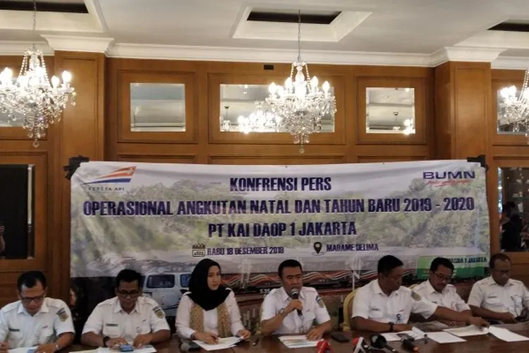 Konferensi Pers PT KAI Daop 1 tentang masa angkutan Natal 2019 dan Tahun Baru 2020 yang ditetapkan selama 18 hari, mulai 19 Desember 2019 sampai 5 Januari 2020.