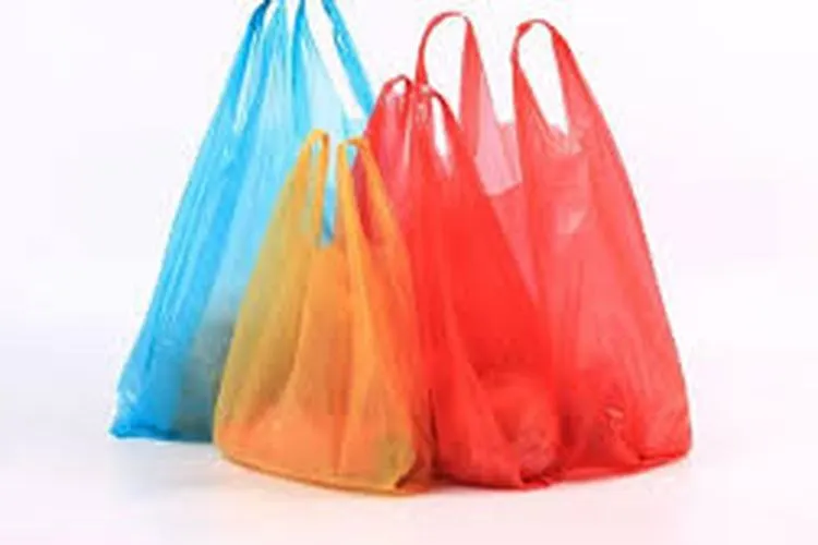 Mulai Juli, semua pasar di Jakarta dilarang menggunakan kantong plastik sekali pakai. (dok)