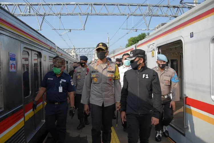 Kapolda Jabar Irjen Pol Rudy Sufahriadi (Ayobogor/Husnul Khatimah)