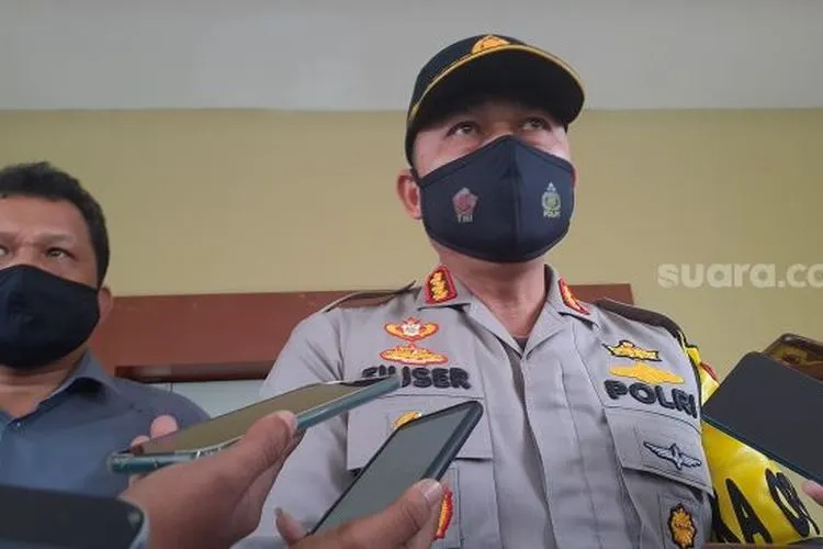 Kapolresta Bogor Kota Kombes Hendri Fiuser ditemui di Mapolresta Bogor Kota, Senin (7122020). [Suara.comAndi Ahmad Sulaendi]