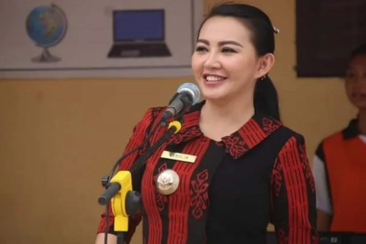 Bupati Karolin Margret Natasa/Nusantaranews.co