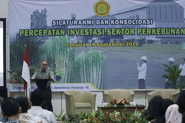 Direktur Jenderal Perkebunan, Kasdi Subagyono saat acara Silaturahmi dan Konsolidasi Percepatan Investasi Sektor Perkebunan di Jakarta, Kamis (19/9)/Humas Kementan RI