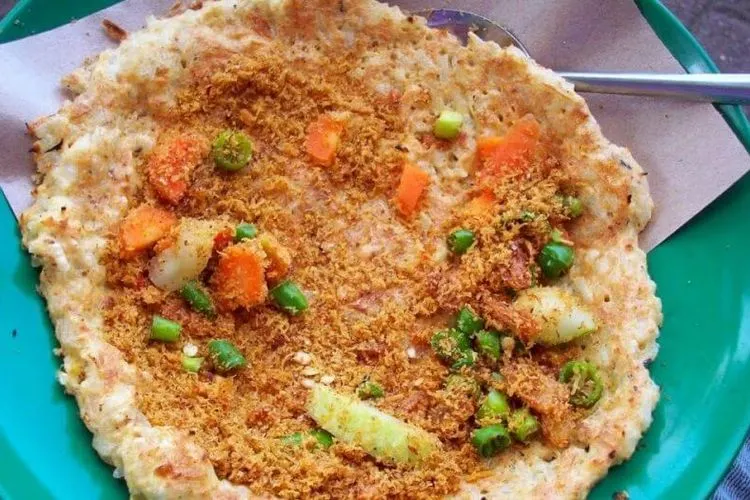 Makanan khas Betawi, Kerak Telor/lagimakan.com