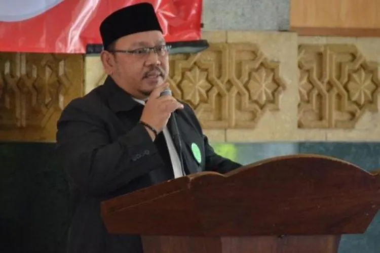 Ketua MUI DKI Jakarta, KH Munahar Muchtar