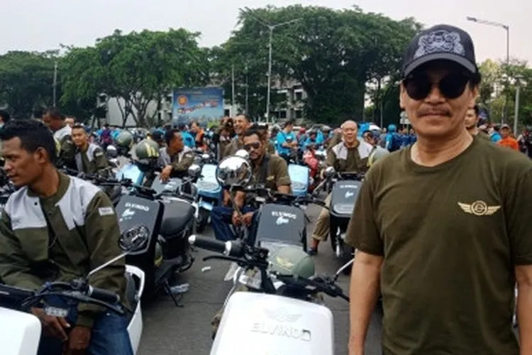 Komunitas sepeda motor listrik ikuti Karnaval Jakarta Langit Biru/beritajakarta.id