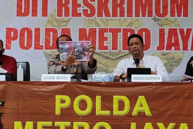 Jumpa pers Editor Metro TV Yodi Prabowo bunuh diri. (Suara.com/Bagaskara)