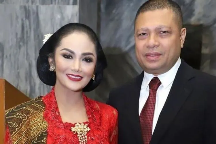 Krisdayanti dan Raul Lemos [Instagram]
