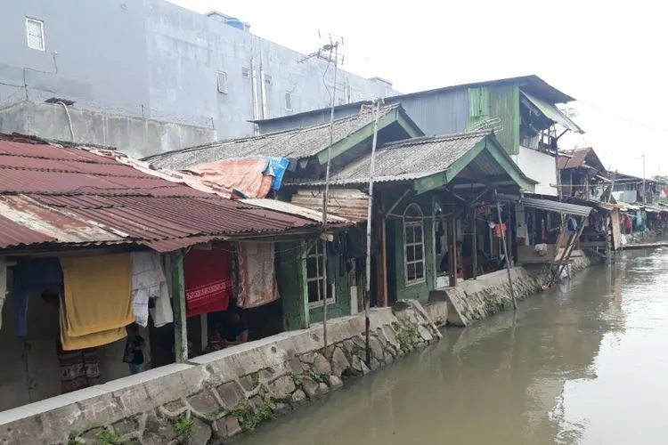 Wilayah RW 06, Kelurahan Medan Satria, Kecamatan Medan Satria, Kota Bekasi termasuk ke dalam kawasan terkumuh di Kota Bekasi, Rabu (16/1/2019).(Kompas.com/Dean Pahrevi)
