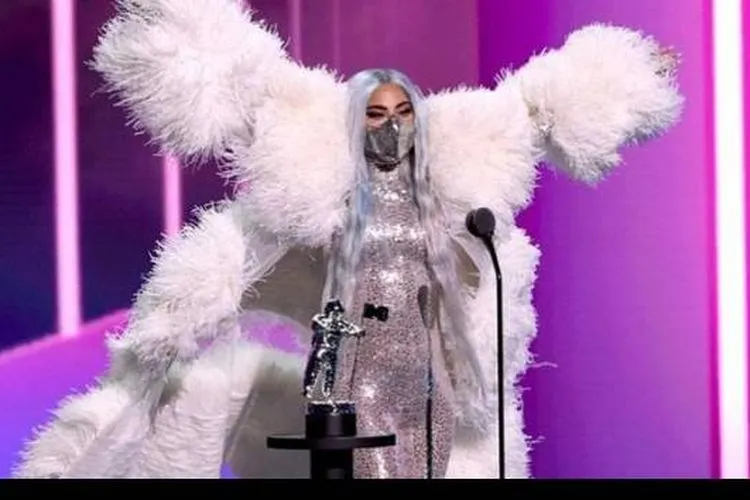Penyanyi Lady Gaga dalam Acara MTV VMA 2020 (MTV/AFP)