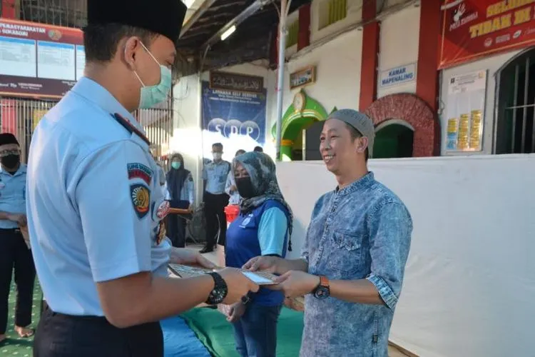 Warga binaan pemasyarakatan mendapatkan remisi khusus hari raya Idul Fitri.  Foto: istimewa