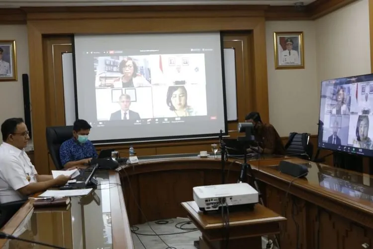 Pemprov DKI Jakarta meneken kerja sama dengan Kedutaan Besar Inggris untuk Indonesia guna memantau penyebaran Covid-19/ dok Humas