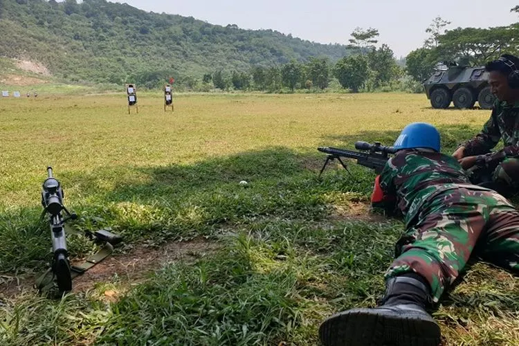 Satgas Yonmek TNI Konga XXIII-N Unifil gelar latihan menembak senjata kelompok/Puspen TNI