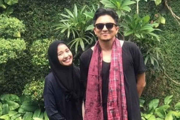 Laudya Cynthia Bella dan Engku Emran [Instagram/@narmeukgne]