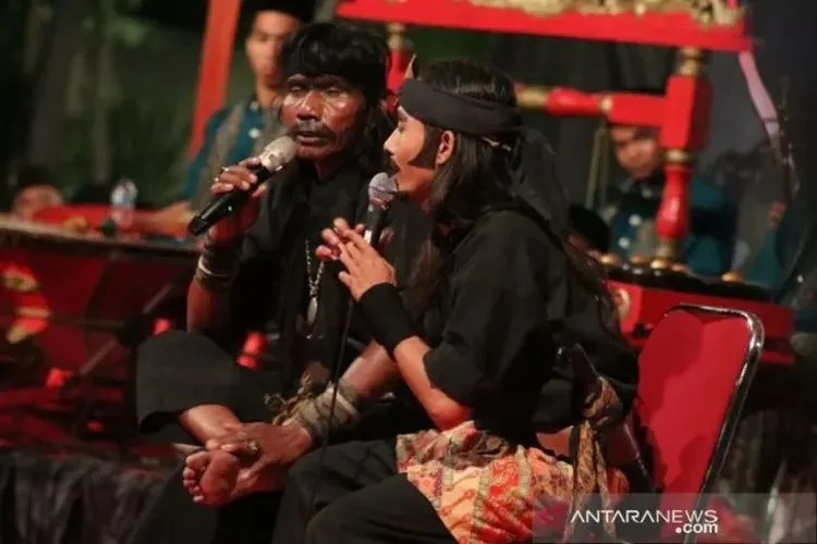 Pertunjukan Lenong Betawi, mengangkat tema