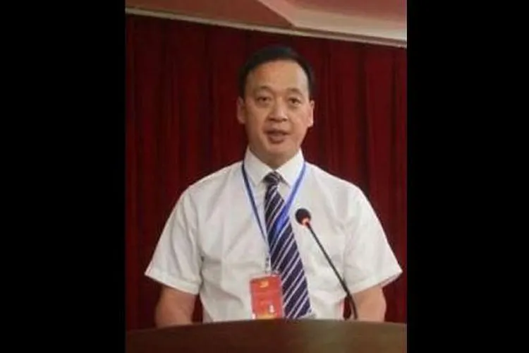 Liu Zhiming, Direktur Rumah Sakit Wuchang, Wuhan, China. (Daily Mail/Red Star)