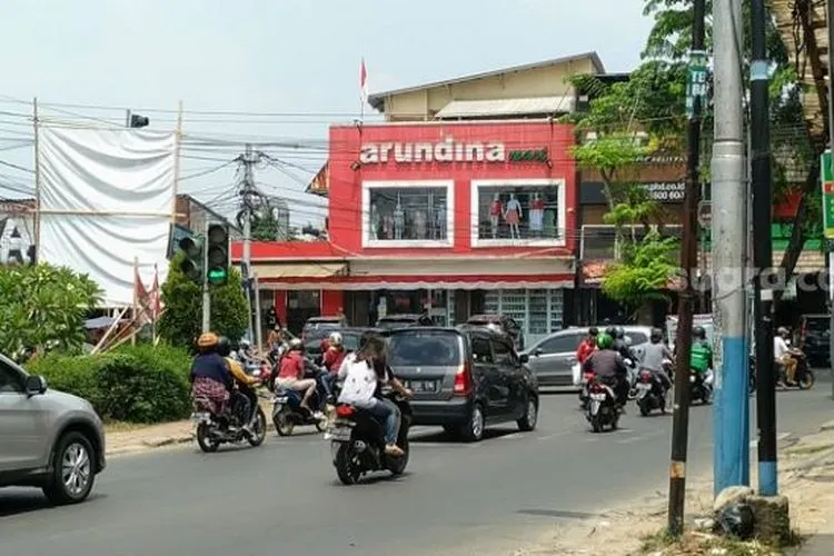 Lokasi kecelakaan anggota TNI Prada M Ilham di kawasan Arundina, Jalan Merbabu, Jakarta Timur. (Suara.com/M Yasir).