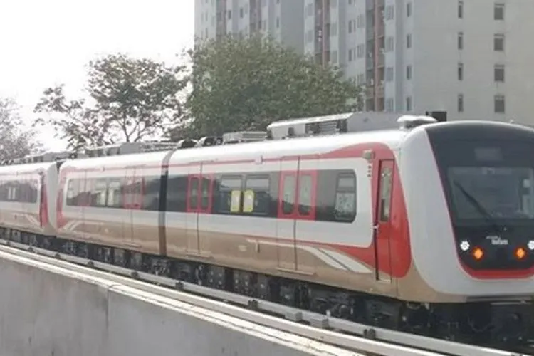 Light Rail Transit (Rumah.com)