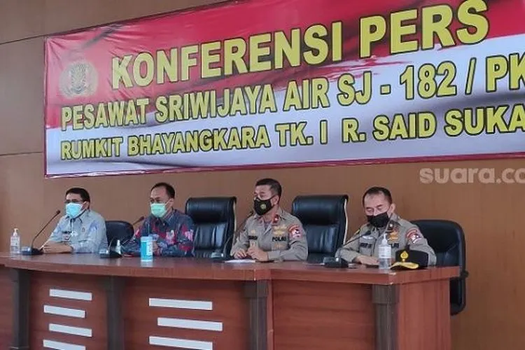 Mabes Polri saat menggelar konferensi pers terkait korban pesawat Sriwijaya Air yang teridentifikasi. (Suara.com/Bagaskara)