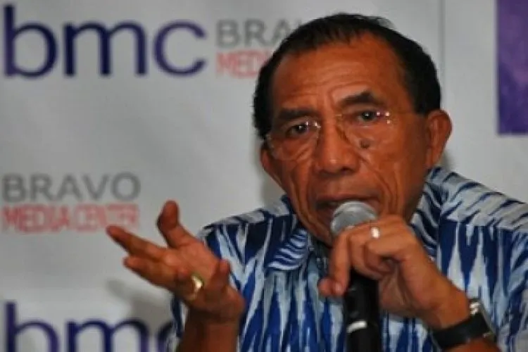 Max Sopacua (Republika)