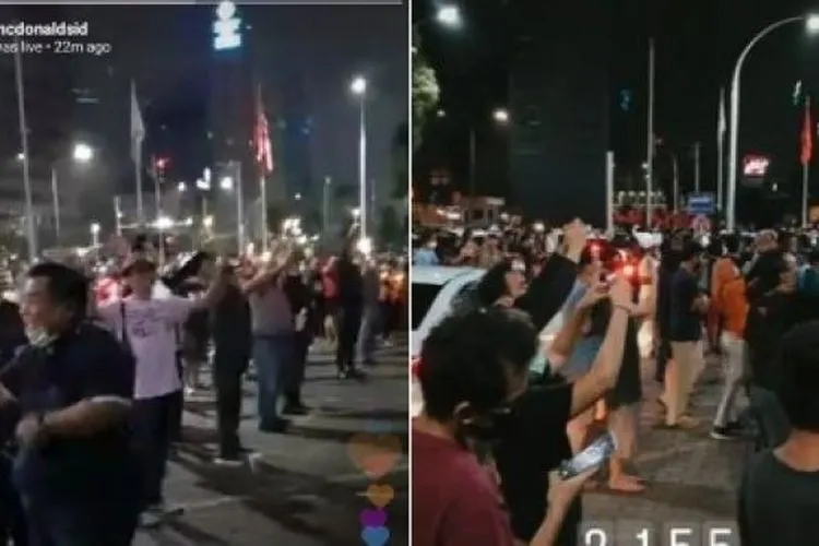 Warga berkerumun saat penutupan McDonalds Sarinah (Instagram)