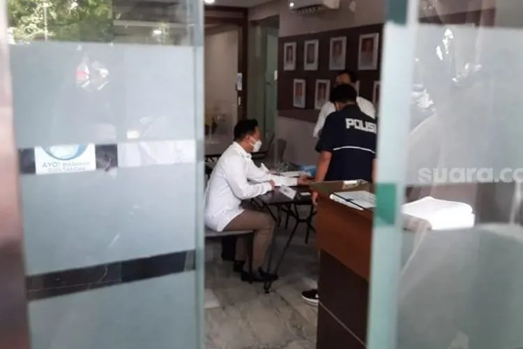 Michael Yukinobu de Fretes alias Nobu penuhi panggilan polisi [Suara.com/Evi Ariska]