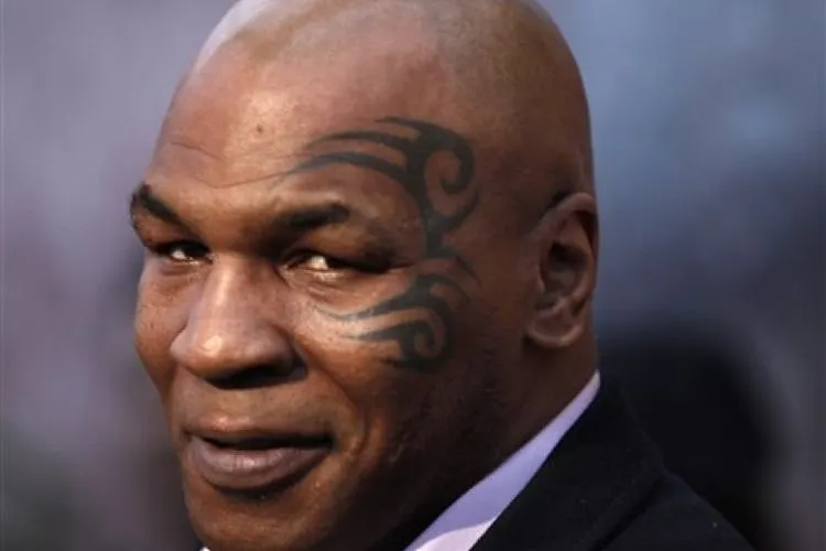 Mike Tyson ditantang Wanderlei Silva  (Foto: AP)