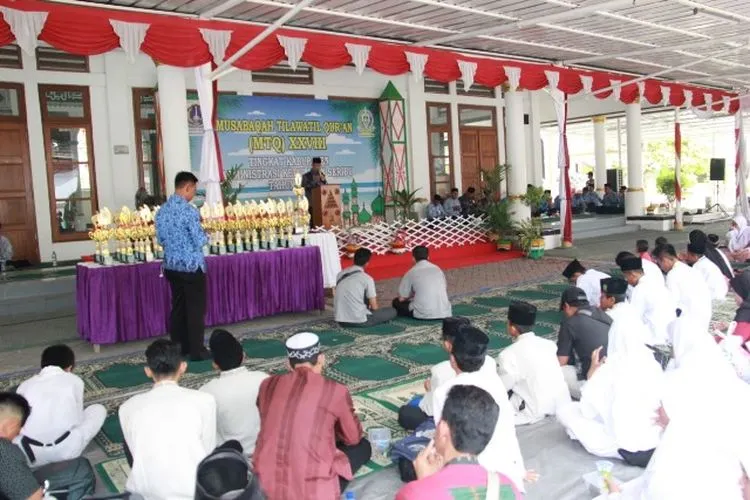 Puluhan peserta mengikuti lomba MTQ ke-28 Tingkat Kabupaten Kepulauan Seribu, Senin (28/10/2019)/pulauseribu.jakarta.go.id