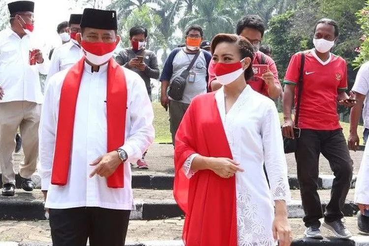 Muhamad-Saraswati mengikuti upacara HUT RI di Monumen Palagan Lengkong. (ist)
