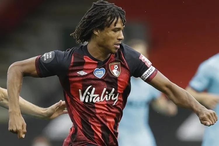 Nathan Ake merapat ke Manchester City (Foto: EPA-EFE/Matt Dunham)