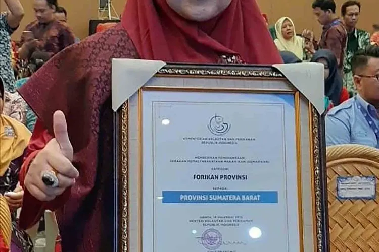 Ketua Forikan (Forum Gemar Makan Ikan) Sumatera Barat yang kini jadi anggota DPR, Nevi Zuairina/dok pribadi