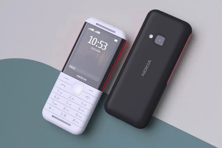 Nokia 5310. (youtube)