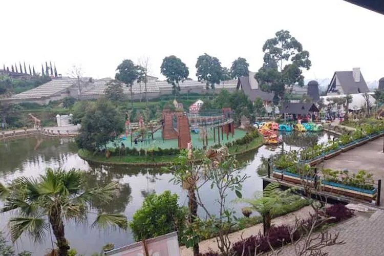 Obyek wisata Lembang bersiap sambut wisatawan luar Jabar.  (Ayobandung/Tri Junari)