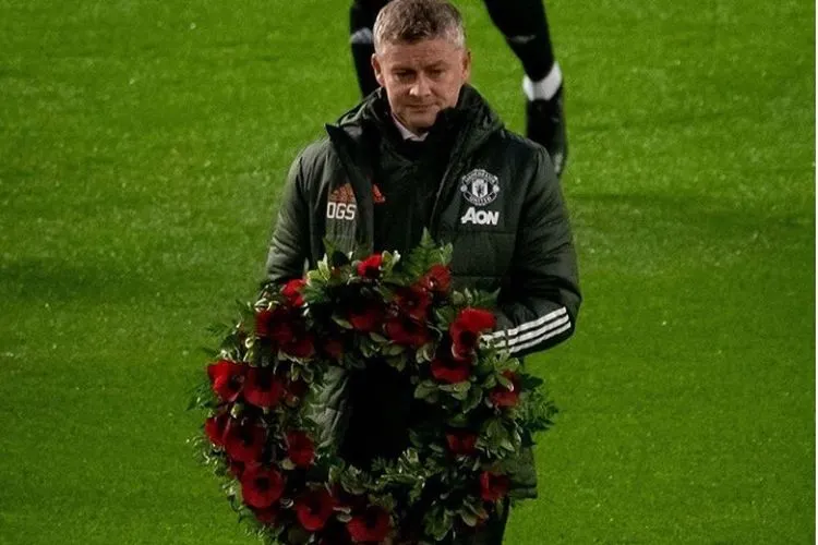 Ekpresi Pelatih Manchester United Ole Gunnar Solskjaer saat melawan Soton. (Twitter MU)