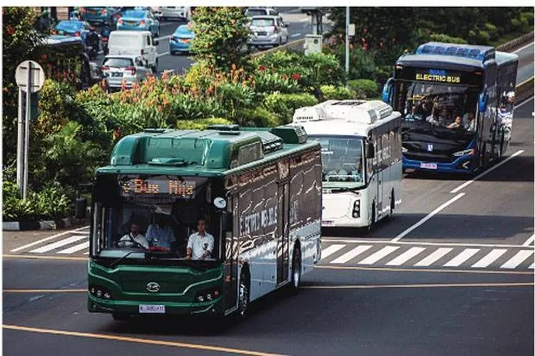 Transjakarta listrik (Antara)