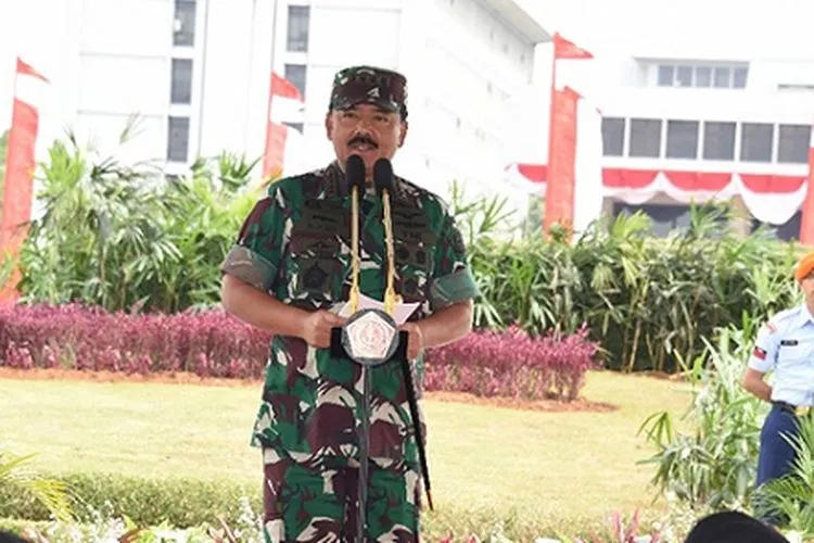 Panglima TNI Marsekal TNI Hadi Tjahjanto/Puspen TNI