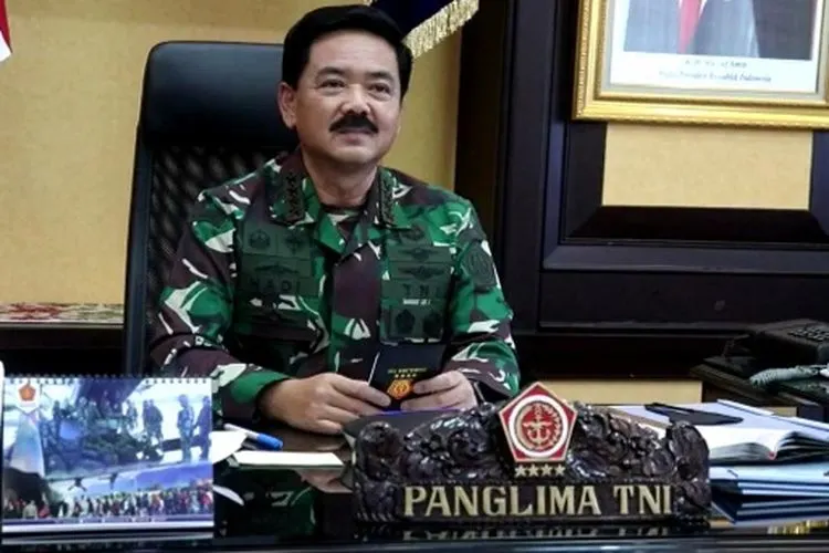 Panglima TNI Marsekal TNI Hadi Tjahjanto saat rapat kerja dengan jajaran TNI melalui video conference, Senin (4/5/2020) (Puspen TNI)