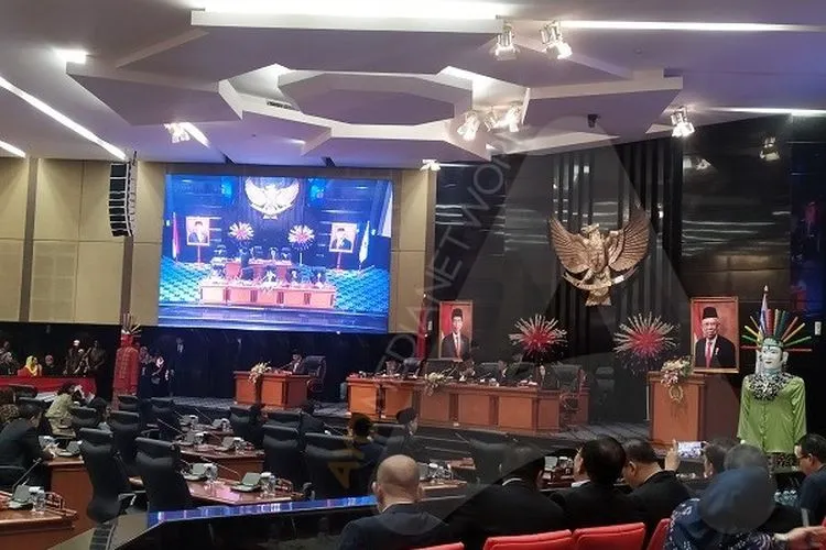 Rapat Paripurna DPRD DKI Jakarta menentukan jadwal pemilihan Wagub. (Ayojakarta.com/ Khoirur Rozi)