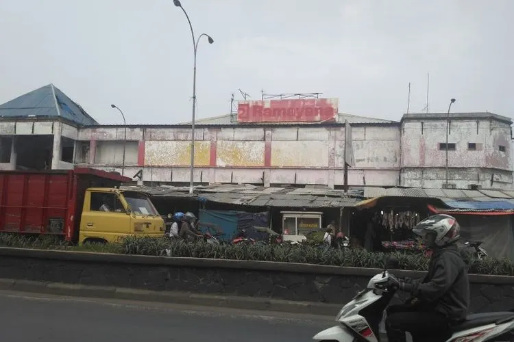 Gedung untuk lokasi relokasi Pasar Cikarang. (Ananda M Firdaus/Ayobekasi.net)